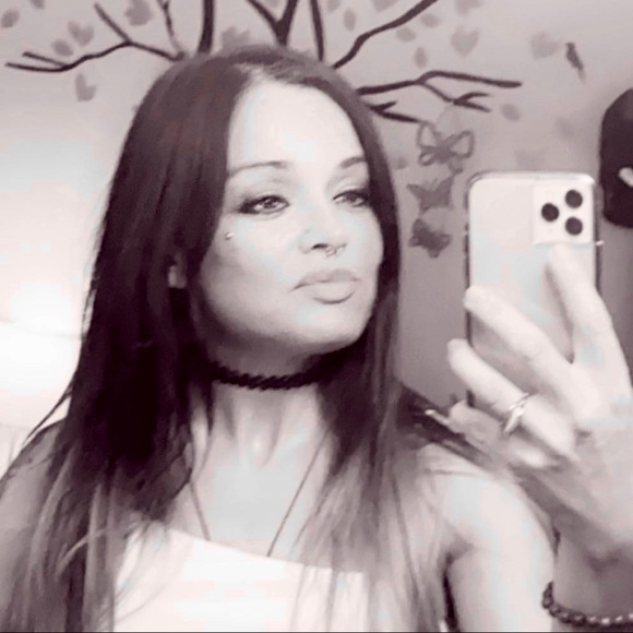 Meet your Posher, Gabriela - Picture 6 of 8